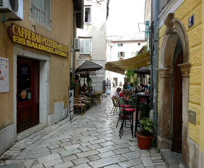 street_cafe